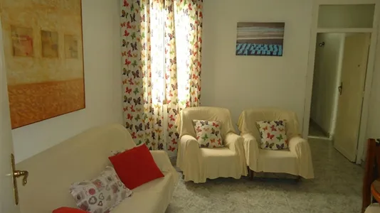 Rooms in Córdoba - photo 5