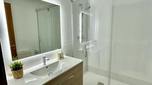 Rooms in Madrid Salamanca - photo 9