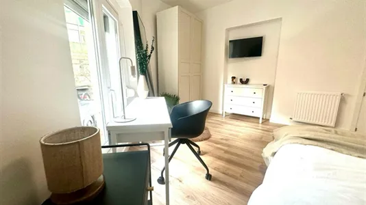 Rooms in Madrid Retiro - photo 5