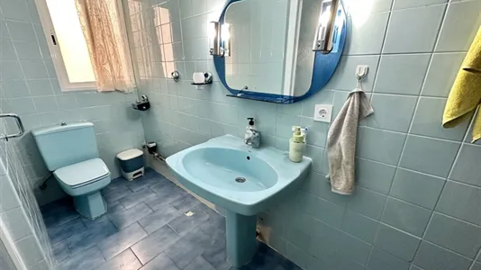 Rooms in el Camí de Vera - photo 8