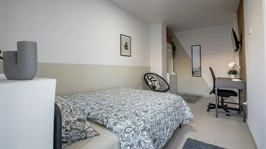 Rooms in Valencia L'Eixample - photo 3