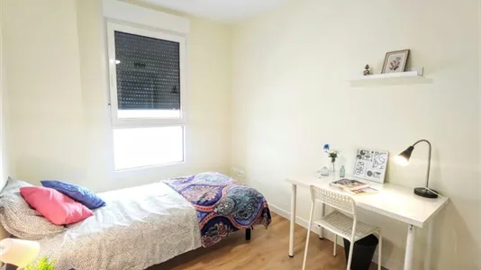 Rooms in Alfara del Patriarca - photo 4