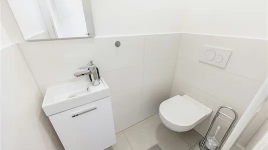 Rooms in Besnica - photo 10