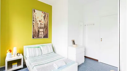 Room for rent in Buccinasco, Lombardia