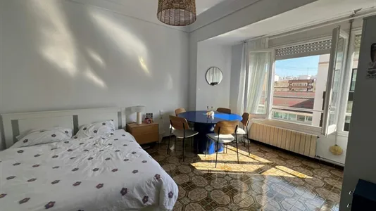 Apartments in Valencia L'Eixample - photo 5