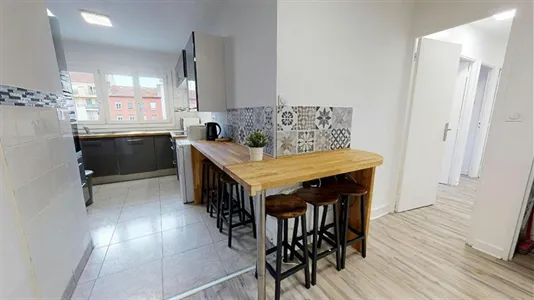 Rooms in Lyon - photo 4