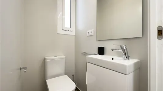 Rooms in Barcelona Gràcia - photo 8