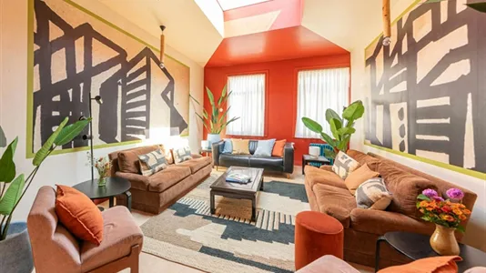 Rooms in Brussels Sint-Joost-ten-Node - photo 1