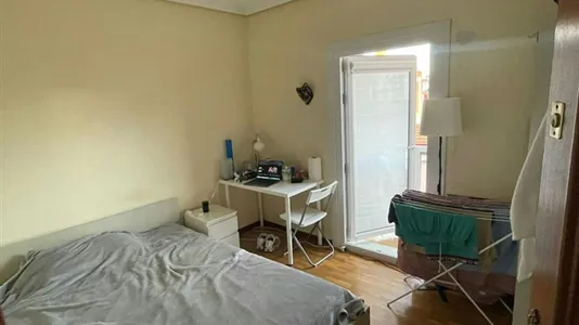 Rooms in Valladolid - photo 2