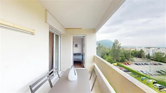 Rooms in Saint-Julien-en-Genevois - photo 8