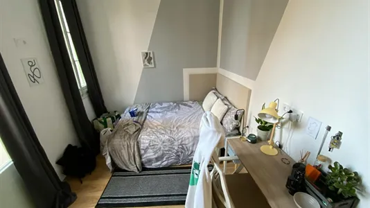 Rooms in Barcelona Ciutat Vella - photo 4