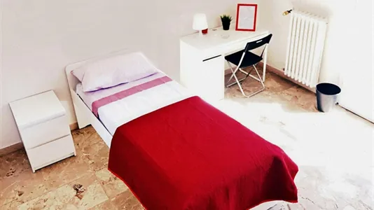 Rooms in Florence - photo 6
