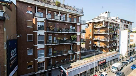 Rooms in Milano Zona 8 - Fiera, Gallaratese, Quarto Oggiaro - photo 7