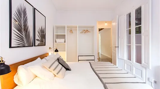 Apartments in Barcelona Eixample - photo 10