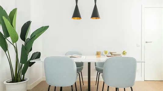 Apartments in El Encinar de los Reyes - photo 4