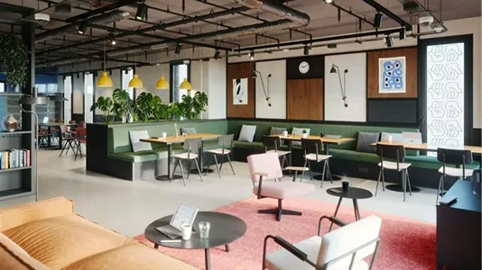 Rooms in Barcelona Sant Martí - photo 10