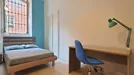 Room for rent, Turin, Piemonte, &lt;span class=&quot;blurred street&quot; onclick=&quot;ProcessAdRequest(7735194)&quot;&gt;&lt;span class=&quot;hint&quot;&gt;See streetname&lt;/span&gt;[xxxxxxxxxxxxx]&lt;/span&gt;