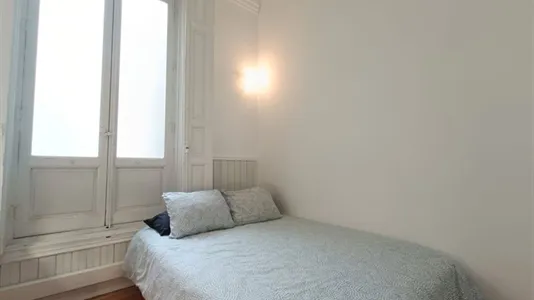 Rooms in Madrid Centro - photo 4