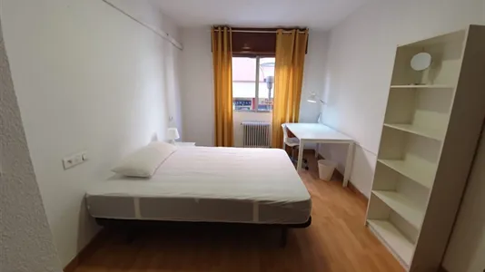 Rooms in Granada - photo 4