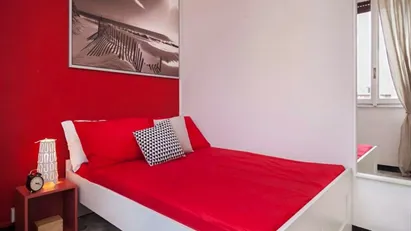 Room for rent in Milano Zona 6 - Barona, Lorenteggio, Milan