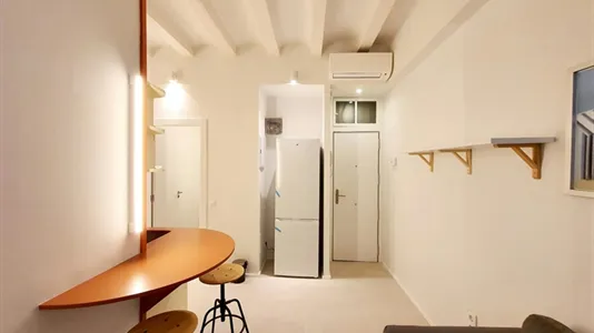 Apartments in Barcelona Ciutat Vella - photo 4
