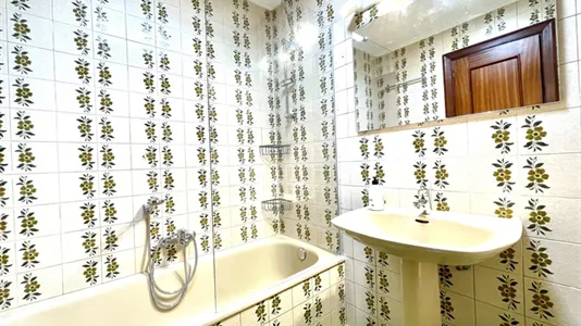 Rooms in Bilbao - photo 10