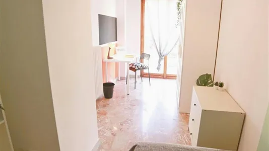 Rooms in Lecco - photo 2