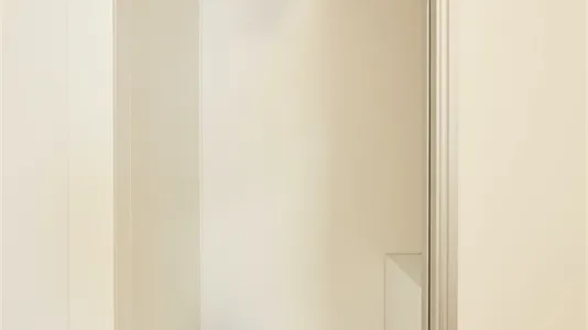 Apartments in Madrid Chamberí - photo 5