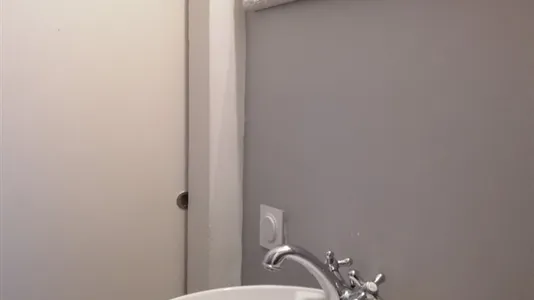 Apartments in Paris 8ème arrondissement - photo 9