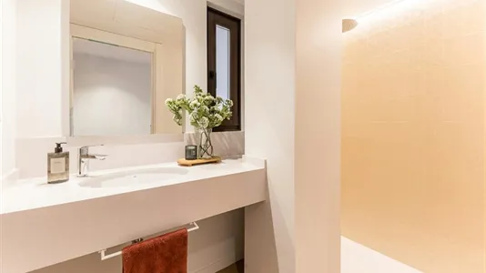 Apartments in Barcelona Ciutat Vella - photo 10