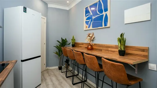 Rooms in Barcelona Eixample - photo 9