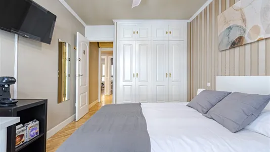 Rooms in Alcalá de Henares - photo 4