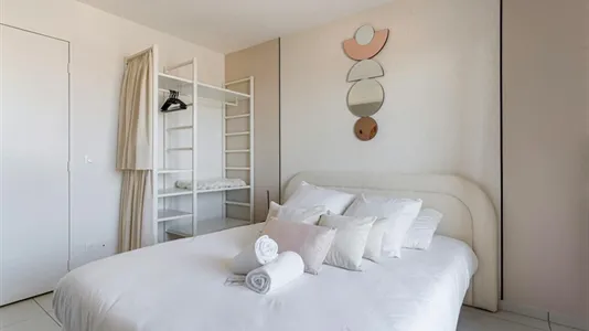 Apartments in Lyon - photo 6