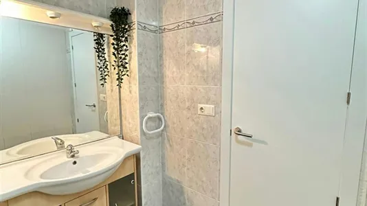 Rooms in Castellón de la Plana/Castelló de la Plana - photo 7