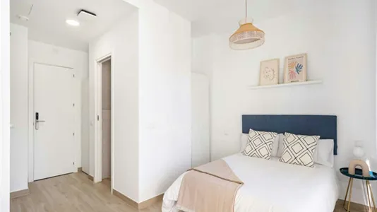 Rooms in Madrid Fuencarral-El Pardo - photo 4