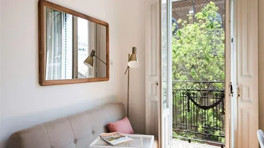 Rooms in Madrid Chamberí - photo 8