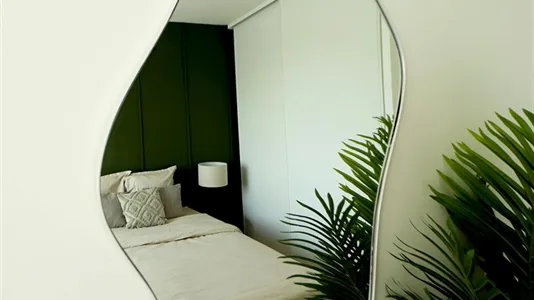 Rooms in Saint-Denis - photo 4