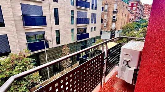 Rooms in Barcelona Sant Martí - photo 8