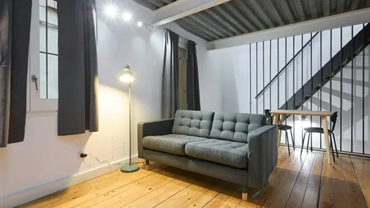 Apartments in Barcelona Ciutat Vella - photo 9