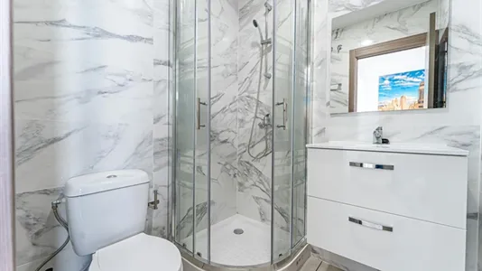 Rooms in Madrid Centro - photo 4