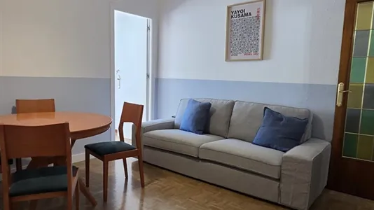 Rooms in Barcelona Eixample - photo 10