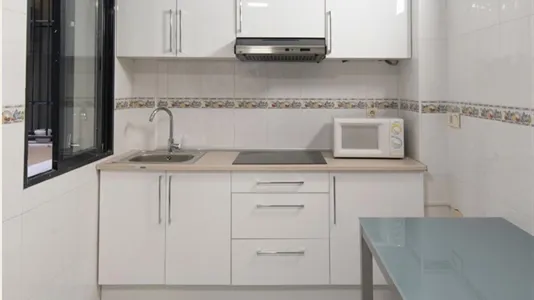 Rooms in Murcia - photo 4