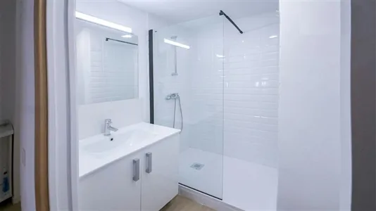 Rooms in Valencia L'Eixample - photo 5