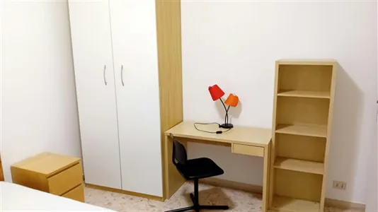 Rooms in Roma Municipio XI – Arvalia/Portuense - photo 2