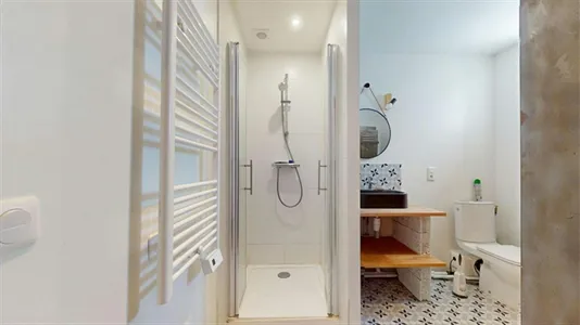 Rooms in Angoulême - photo 4