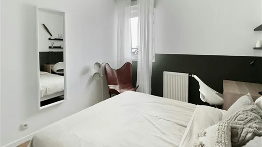 Rooms in Saint-Denis - photo 4