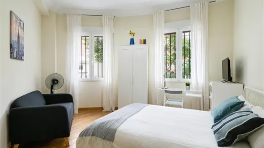 Rooms in Madrid Salamanca - photo 3