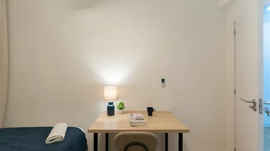 Rooms in Madrid Retiro - photo 4