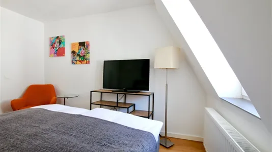 Apartments in Cologne Innenstadt - photo 9