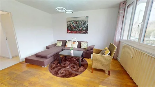 Apartments in Saint-Étienne - photo 3